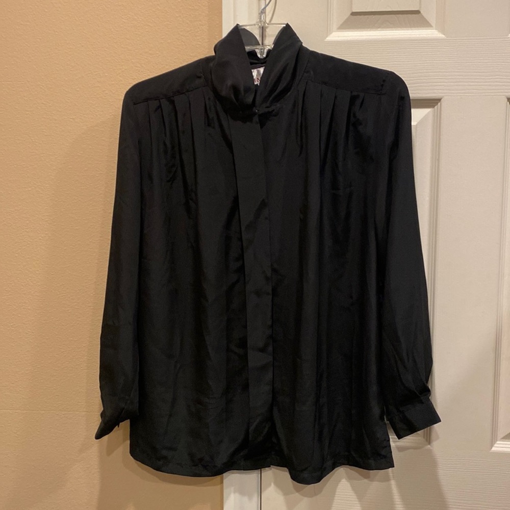 Fitting Image blouse